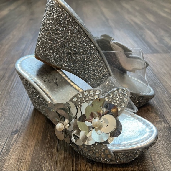 Women’s Silver Glitter Floral Wedges Platform Sandals Size 8 - Picture 9 of 12